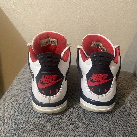 Air Jordan 4 retro 8.5 - Picture 11 of 14
